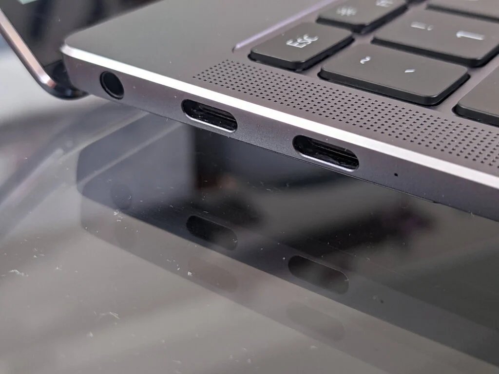 Huawei MateBook Pro X 20210415 111120713 sredni