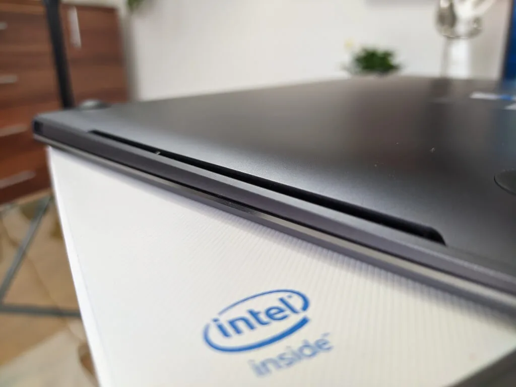 Huawei MateBook Pro X 20210415 111831685 sredni