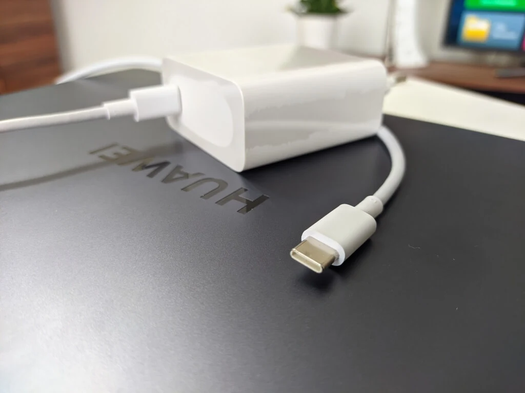 Huawei MateBook Pro X 20210415 111917807 sredni