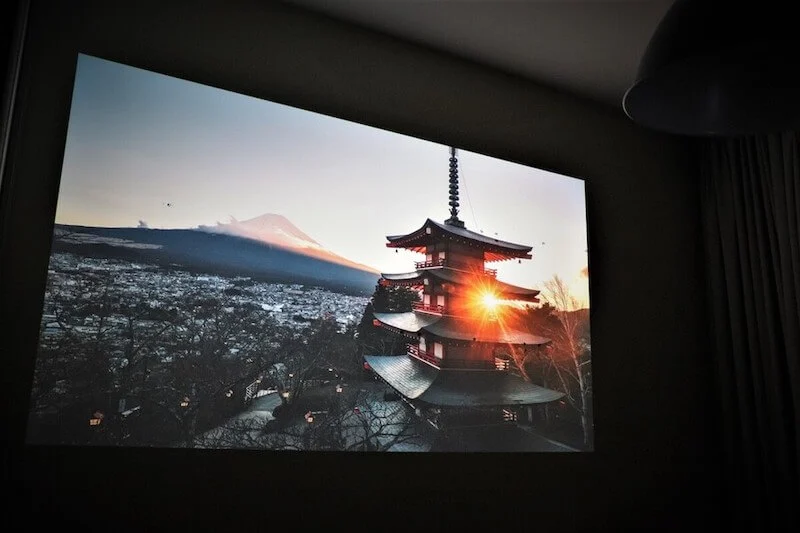 Test projektora Epson EH-TW5700