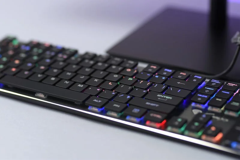 Genesis Thor 420 RGB