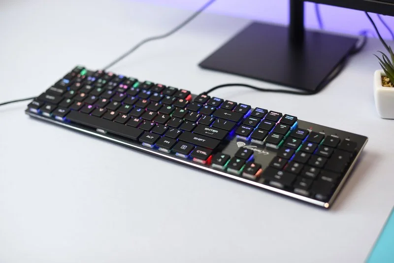 Genesis Thor 420 RGB