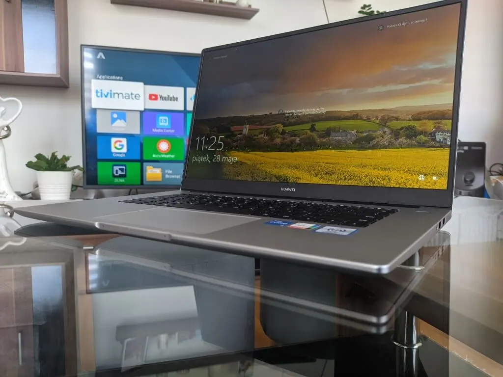 Huawei D15 20210528 092530380 sredni