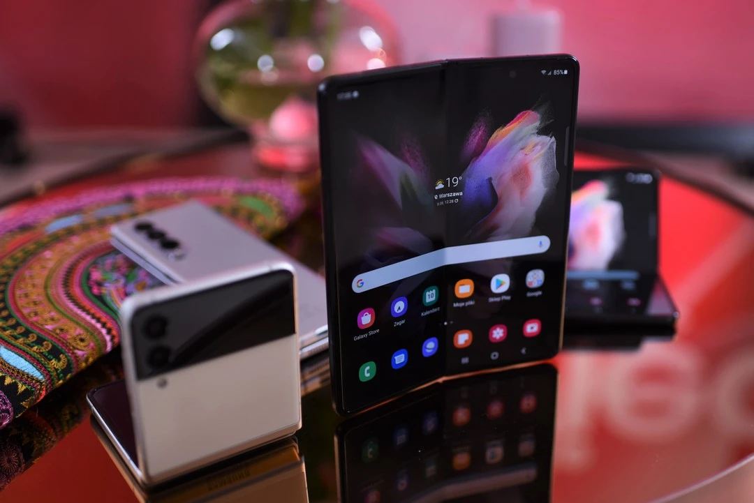 Samsung Galaxy Z Fold3 5G 22