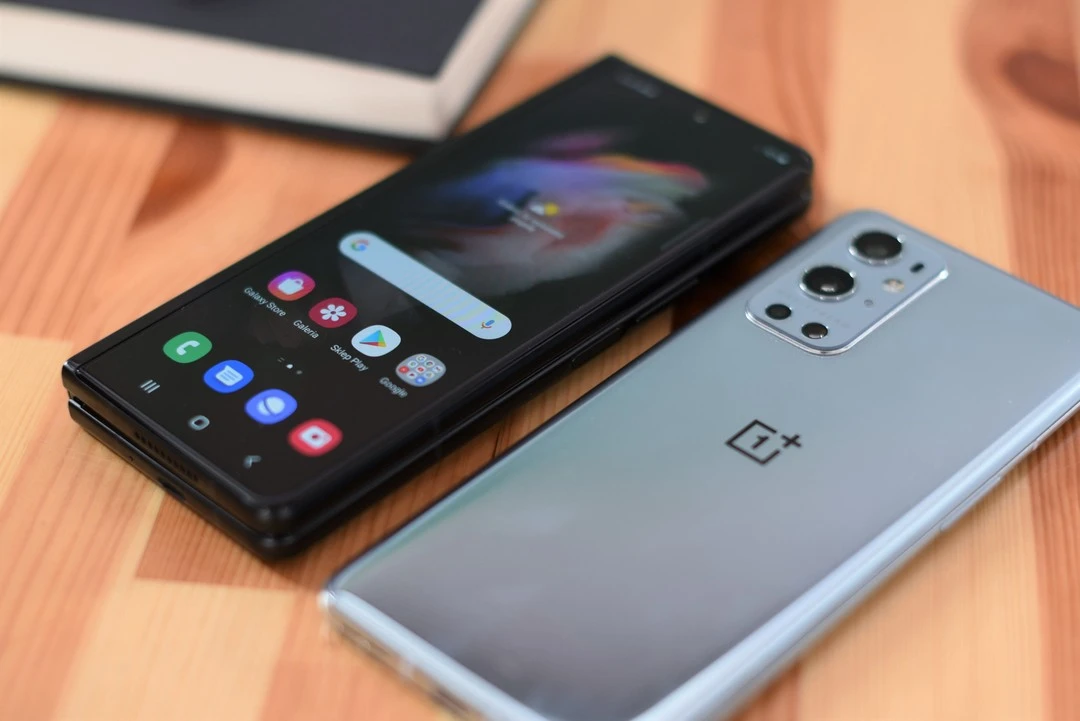 Samsung Galaxy Z Fold3 5G 7