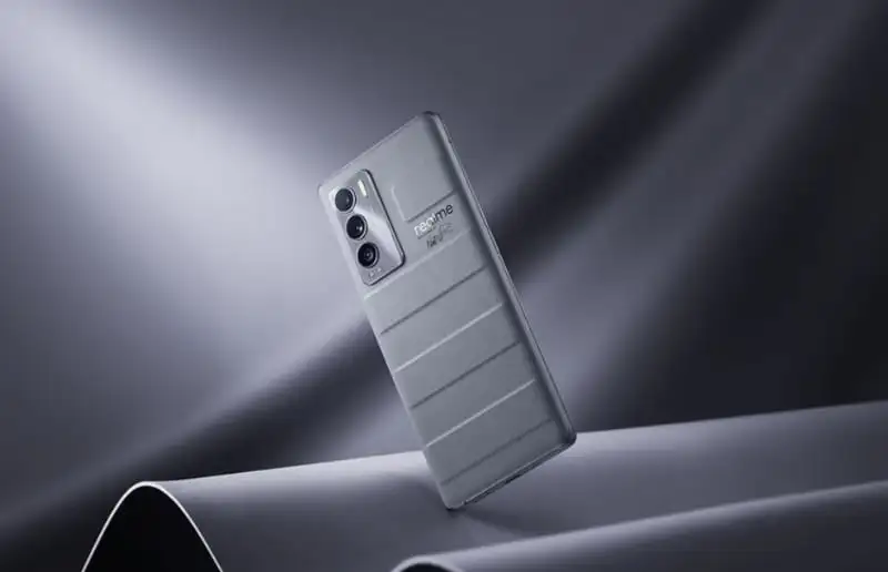 Realme prezentuje dwa świetne smartfony i laptopa