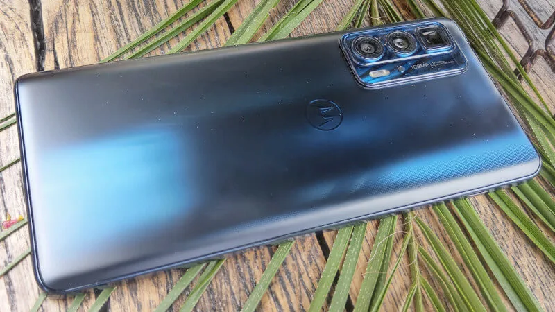 Motorola Edge 20 Pro i Motorola Edge 20 w przedsprzedaży