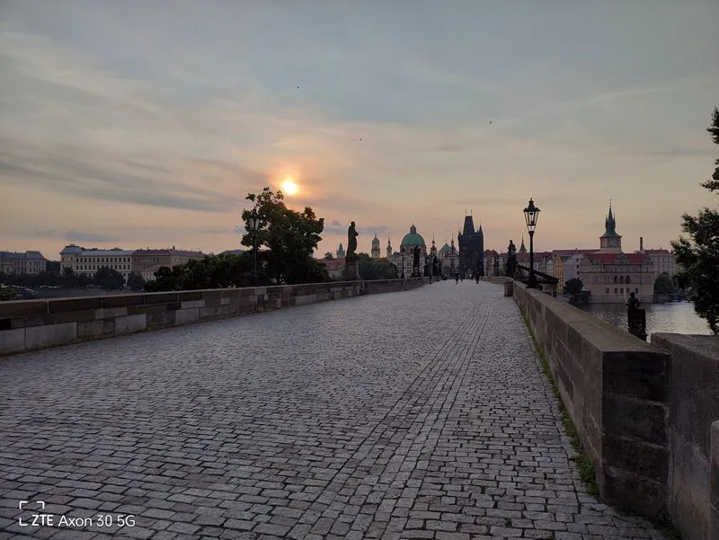 ZTE AXON 30 sample 46