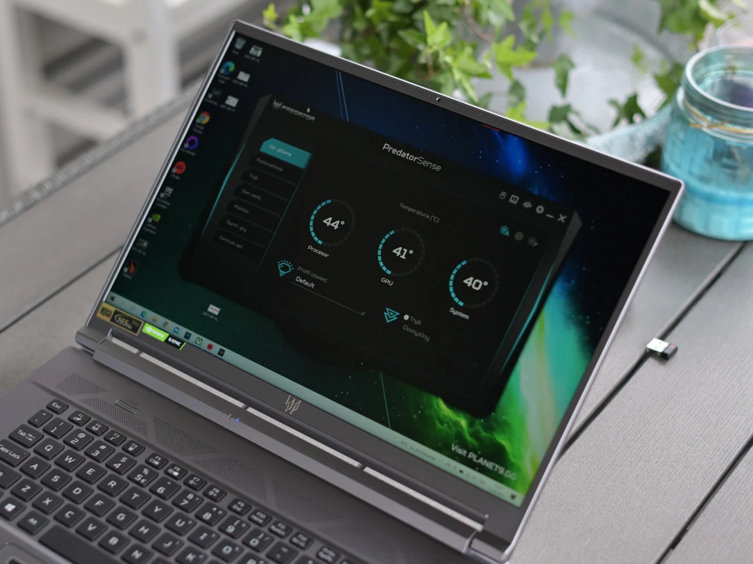 Acer Predator Triton 500 SE 012