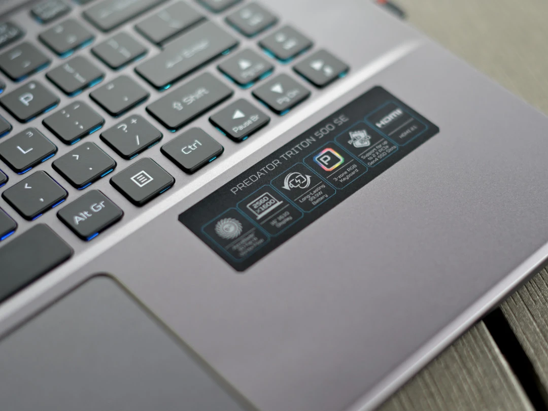 Acer Predator Triton 500 SE 015