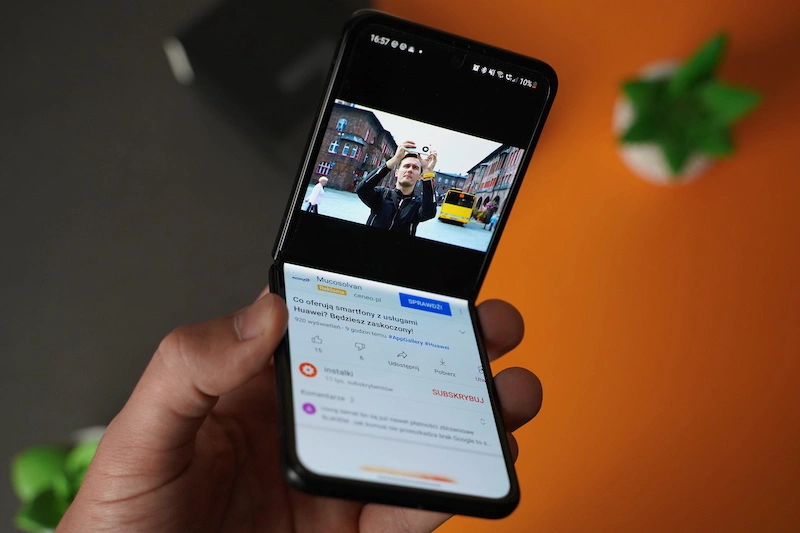 Samsung Galaxy Z Flip3