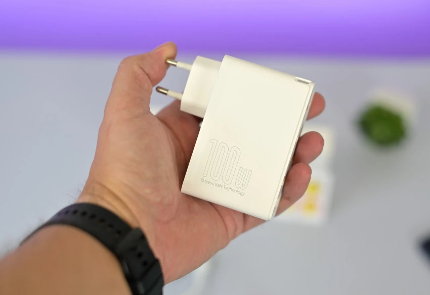 Baseus GaN2 Pro 100W 09