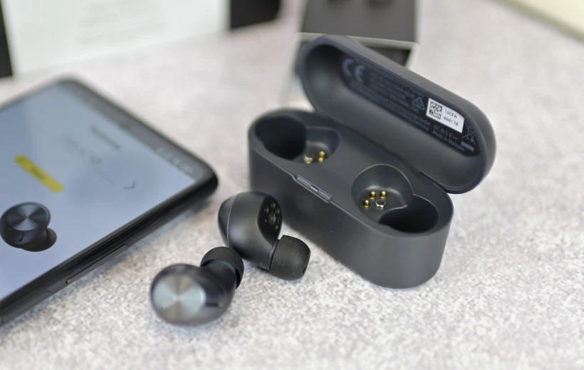 Technics EAH-AZ40 08