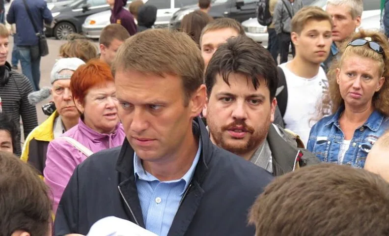 SI podszyła się pod rosyjskiego opozycjonistę. Politycy uwierzyli