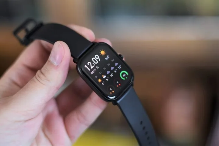 Amazfit GTS 2 już niedługo. Grafika zdradza spore zmiany