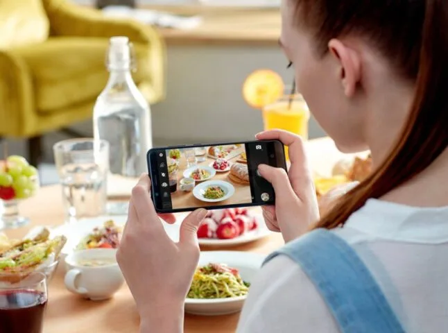 Asus wprowadza na polski rynek smartfon ze świetną baterią i czystym Androidem. To może być hit!