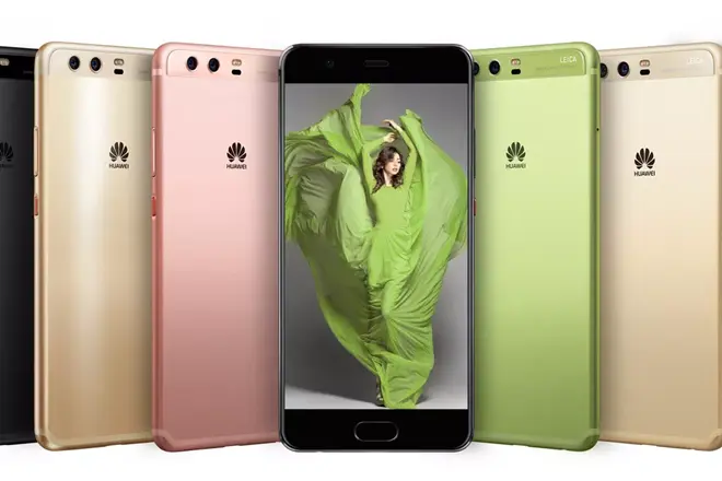 Dziennikarze odradzają ściąganie folii z ekranu Huawei P10