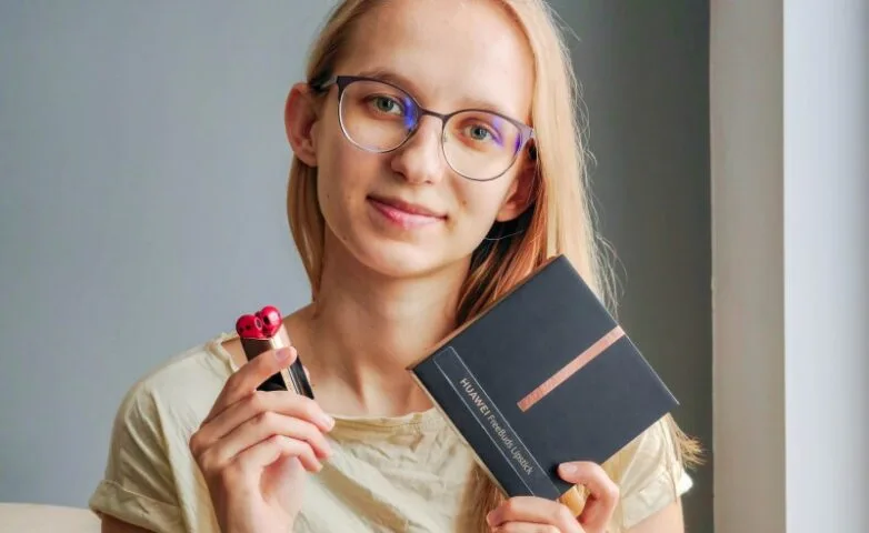 Recenzja Huawei FreeBuds Lipstick – niebanalnych słuchawek TWS