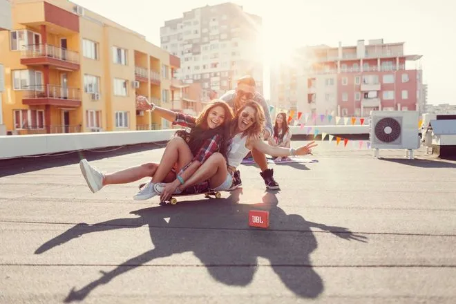 JBL Go+ – nowa wersja kultowego głośnika trafia do sprzedaży