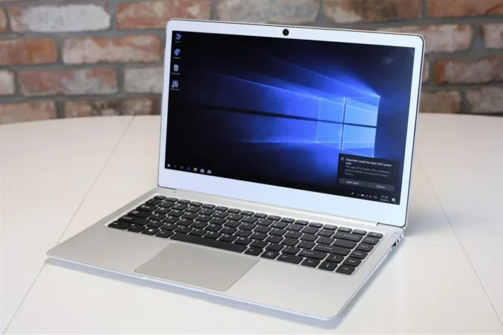 Jumper EZbook 3L Pro – test niedrogiego, 14-calowego notebooka