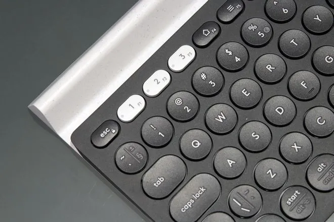 Logitech K780 Multi-Device – recenzja wszechstronnej, multimedialnej klawiatury