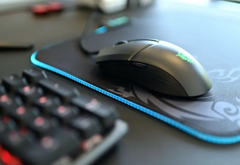 Test myszki MSI Clutch GM41 Lightweight V2. Ultralekka strona gamingu