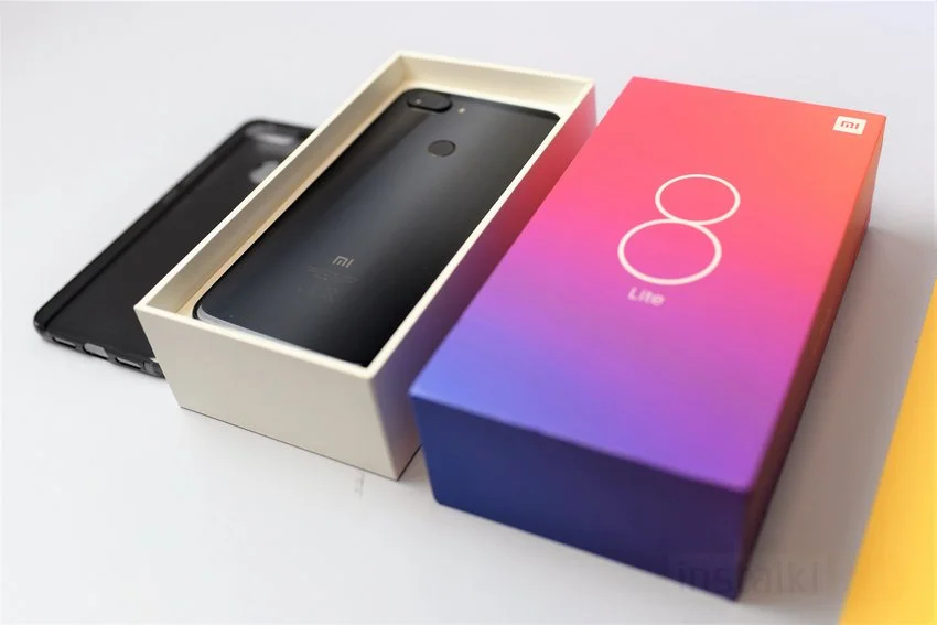 Mega okazja! Xiaomi Mi 8 Lite za 649 zł
