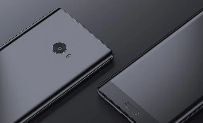 Deal dnia: flagowiec Xiaomi za mniej niż 900 zł!