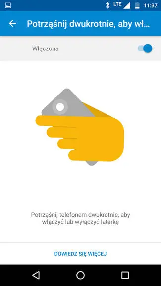 Moto X Force gesty latarka