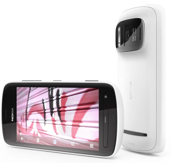 Nokia 808
