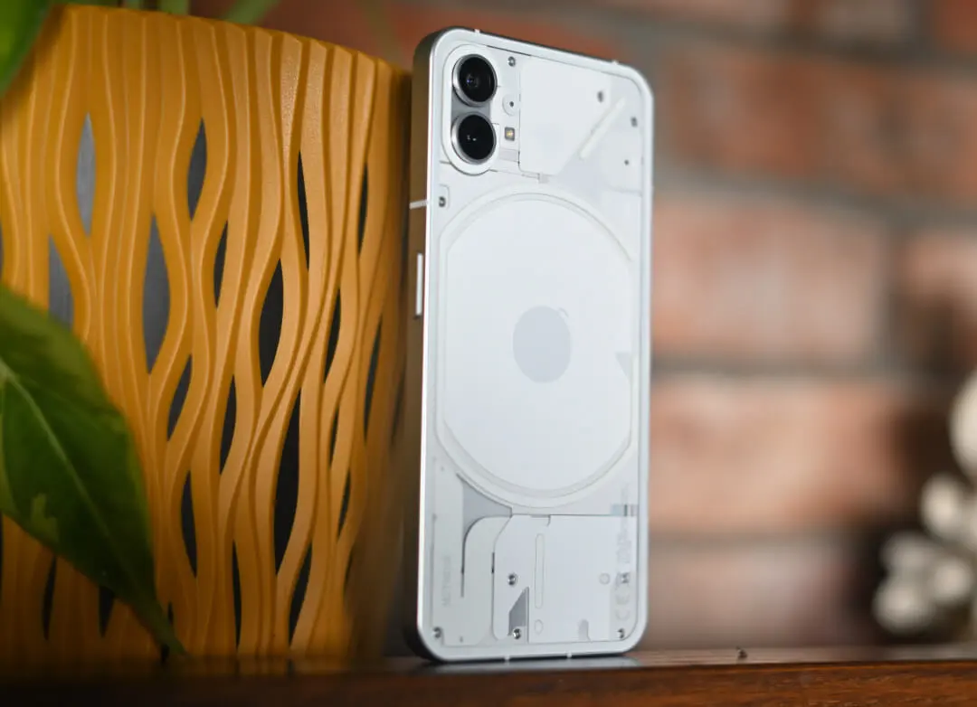 Recenzja Nothing Phone (1). Niby NIC, a jednak…