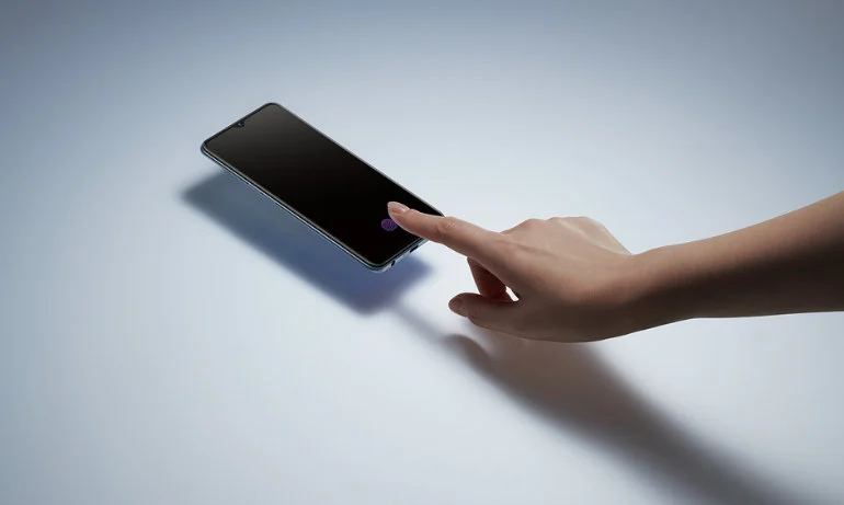 Oppo rozpędza się na polskim rynku i wprowadza tani model A91 z ekranem AMOLED