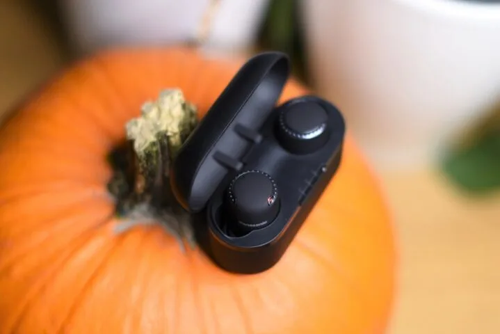 Cisza i spokój. Tak działają słuchawki Panasonic RZ-S500W z redukcją szumów (recenzja)