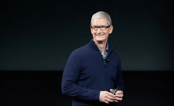 Apple tnie zarobki Tima Cooka. Nie udało się zrealizować wyznaczonych celów