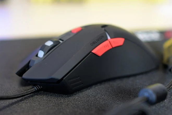 Test niedrogiej myszy Tracer OBLIVION AVAGO 9800 z serii GameZone