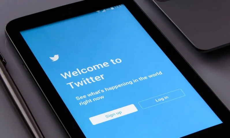 Prośby zostały wysłuchane. Wpisy na Twitterze znów będą pojawiać się chronologicznie