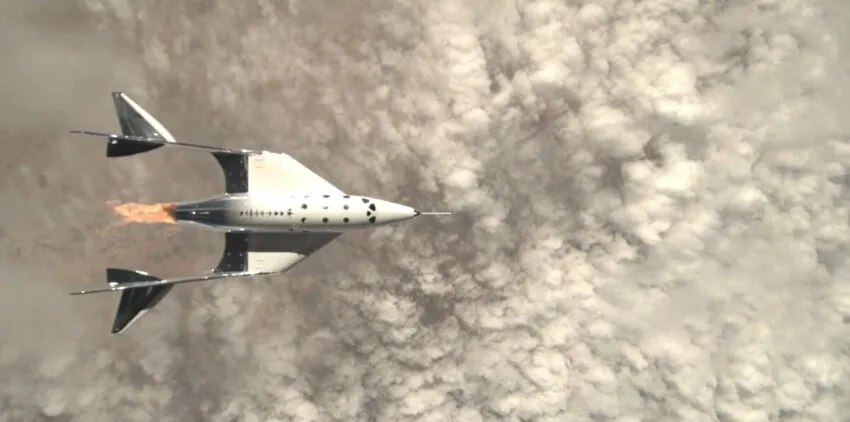 Udana komercyjna misja Virgin Galactic