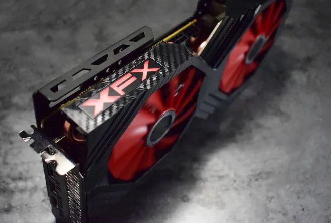 Radeon RX Vega w autorskim projekcie XFX
