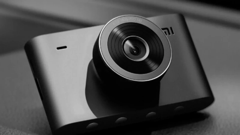 Xiaomi Mi Smart Dashcam 2K – debiutuje tani wideorejestrator lubianego producenta