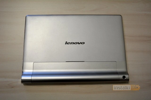 Lenovo Yoga 10 - 04