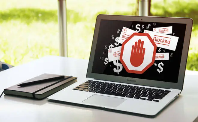 Co trzeci internauta w Polsce blokuje reklamy online