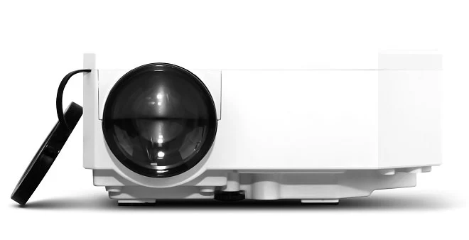 Projektory ART Z1000 i Z2000 – duży obraz za niewielkie pieniądze