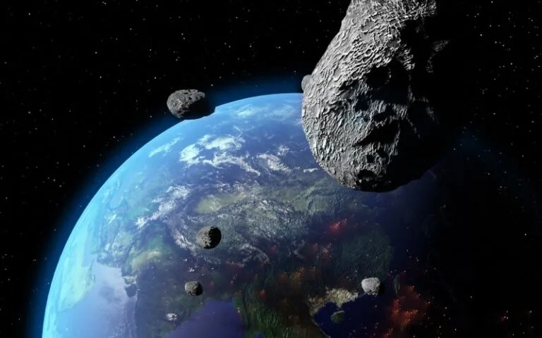 Odkryto parę rekordowo młodych asteroid. Są niezłą zagwozdką