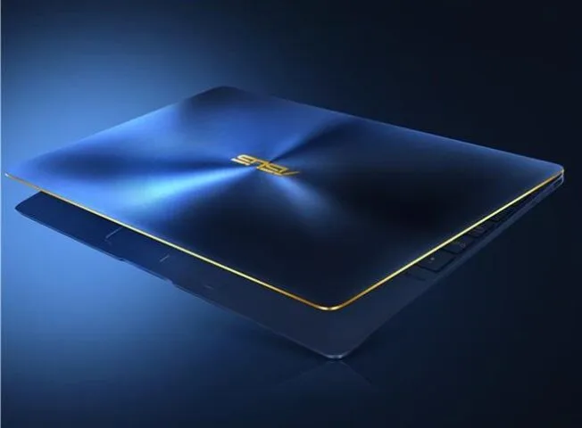 Smukły i wydajny ASUS ZenBook 3 trafił do sprzedaży
