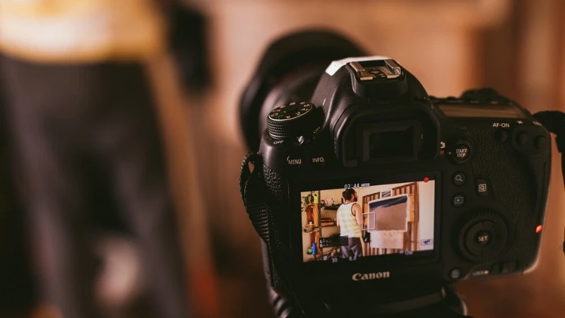 Canon pozamiatał. Od teraz lustrzanka może być twoją kamerką internetową