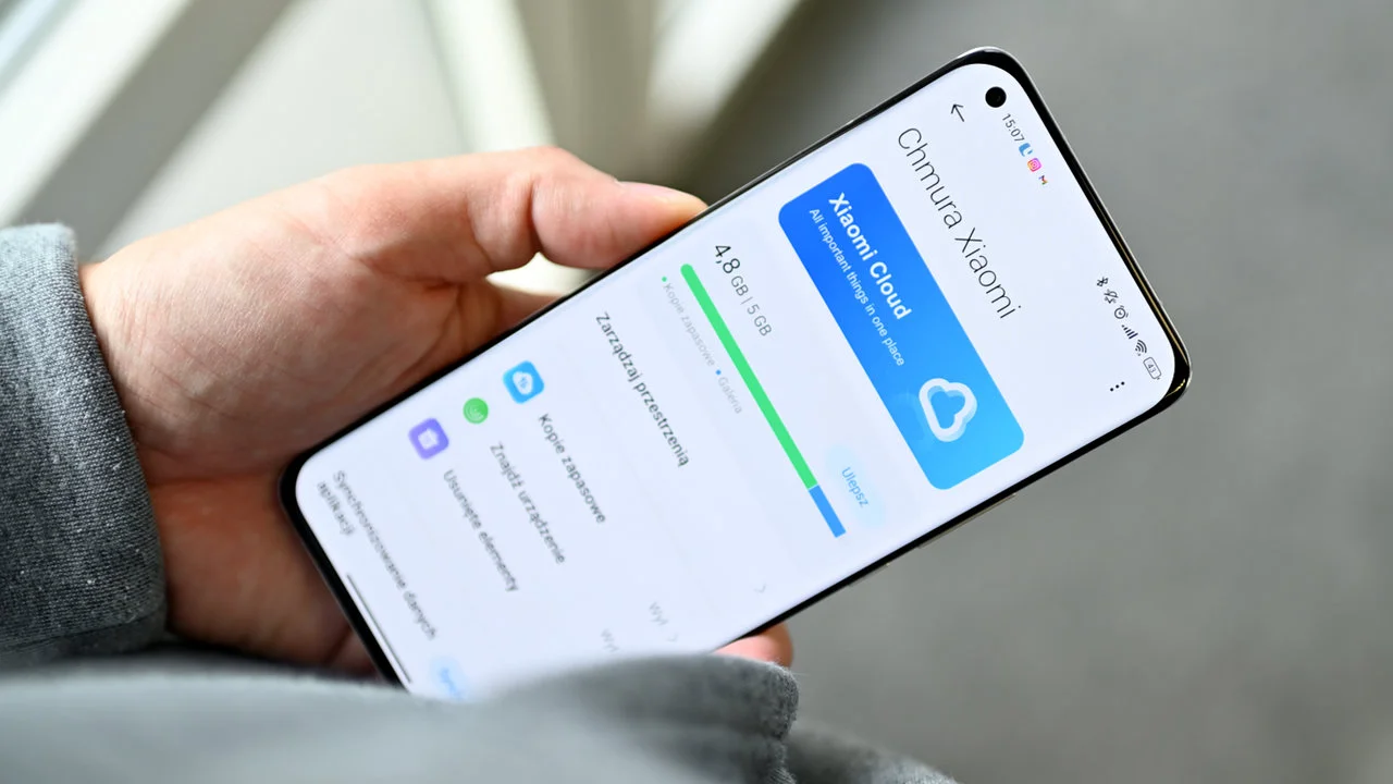 Koniec kopii zapasowej zdjęć na smartfonach Xiaomi. Padła data
