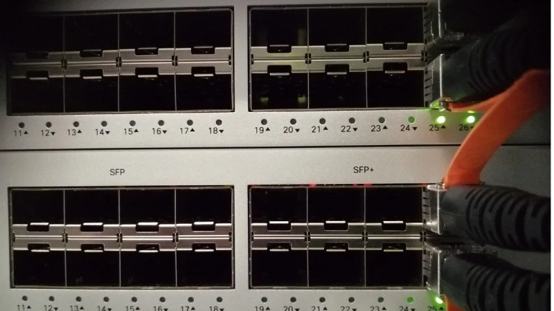 Sprzedał podrobiony sprzęt Cisco o wartości 4,75 mld złotych. Aresztowała go policja