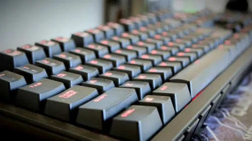 Cooler Master QuickFire Ultimate – test mechanicznej klawiatury dla graczy