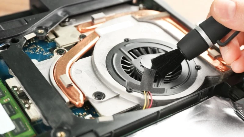 Dlaczego warto czyścić laptopa? Tylko zobacz na te zdjęcia