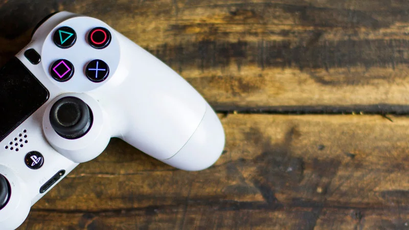 Japończycy mogą zacząć korzystać z przycisków na padzie PlayStation tak, jak reszta świata